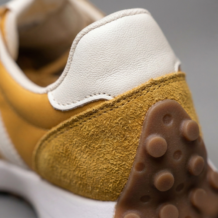 Kaia | Women’s Retro Lace-Up Running Sneakers
