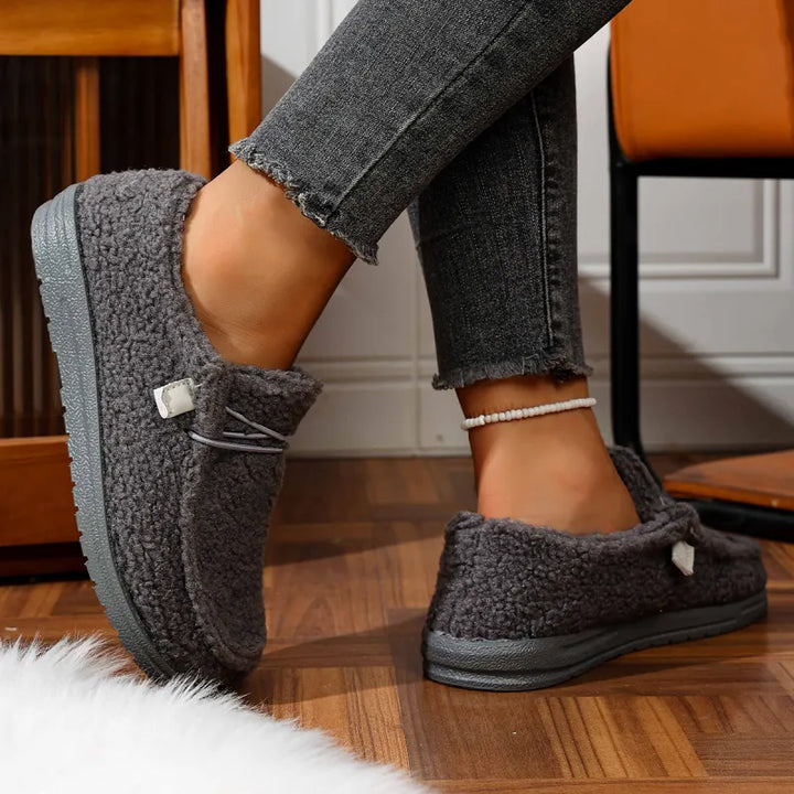 Luna™ | Warm Teddy Slippers