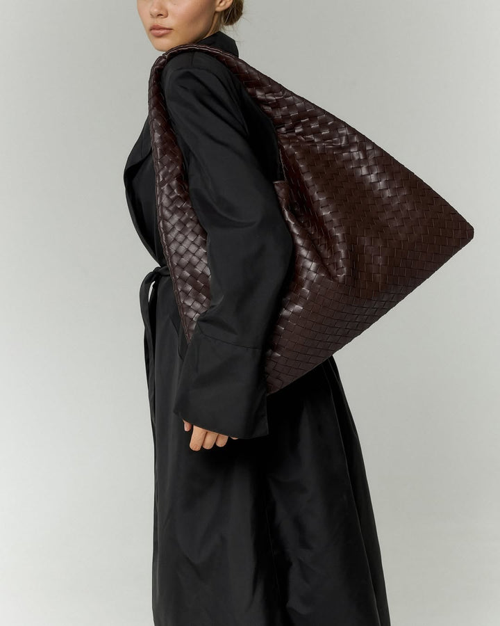 Aster | Women’s Oversized Coffee Shoulder Bag