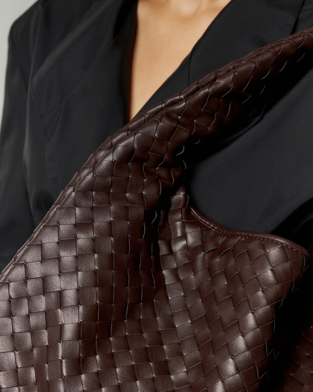 Aster | Women’s Oversized Coffee Shoulder Bag