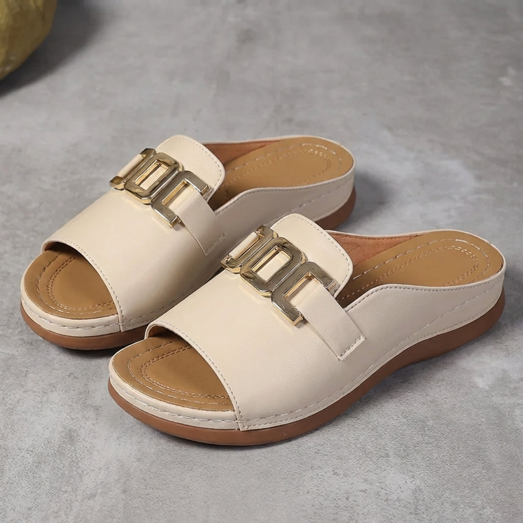 Maelle | Women's Buckle Slide Sandals