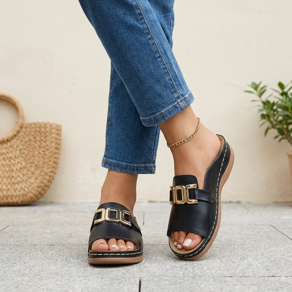 Maelle | Women's Buckle Slide Sandals
