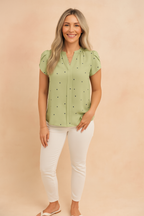 Avery | Women's Heart Print V-Neck Short Sleeve Top