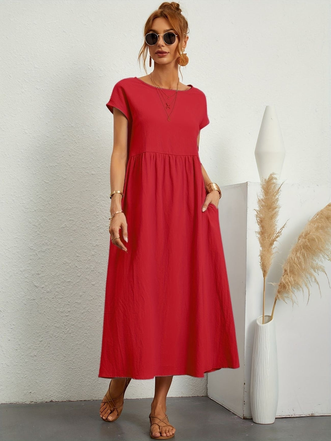 Sanne | Women's Elegant Short Sleeve Round Neck Midi Dress