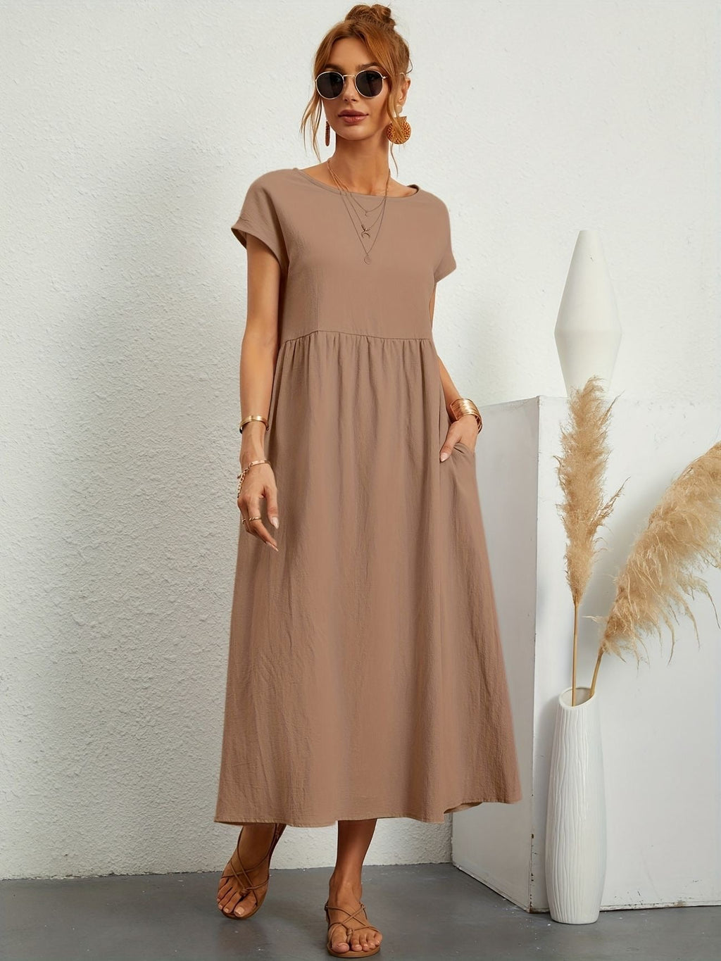 Sanne | Women's Elegant Short Sleeve Round Neck Midi Dress