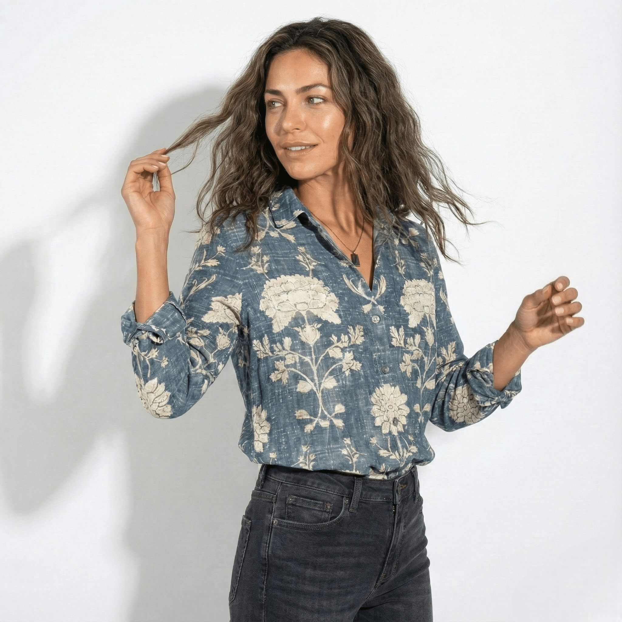 Marlowe | Women's Printed Button-Up Shirt
